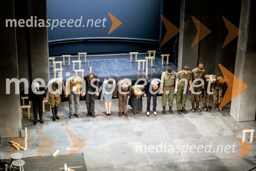  ... ;  Nejc Cijan Garlatti, igralec;  Matevž Sluga, AGRFT;  Jure Henigman, igralec;  Nina Ivanišin Janežič, igralka;  Jurij  Zrnec, igralec;  Milena  Zupančič, igralka;  Timon Šturbej, igralec;  Domen Blatnik, igralec;  Peter Alojz Marn;  Kolja Miljković;  Nikola Drole;   Ana PribošičAntigona, prva premiera nove sezone v SNG Drama Ljubljana