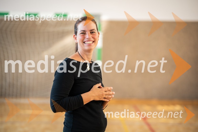  Katarina Bizjak Slanič, učiteljica športne vzgoje in raziskovalkaKatarina Bizjak Slanič, portret