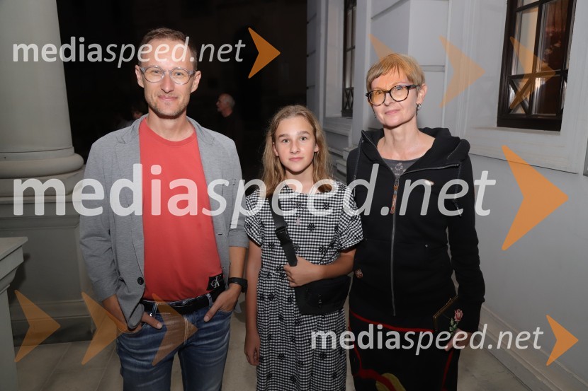 Premiera koprodukcijske predstave Pohorski bataljon