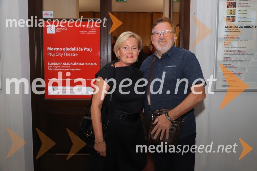  Andreja Čelan;  dr. Štefan Čelan, direktor ZRS Bistra PtujPremiera koprodukcijske predstave Pohorski bataljon