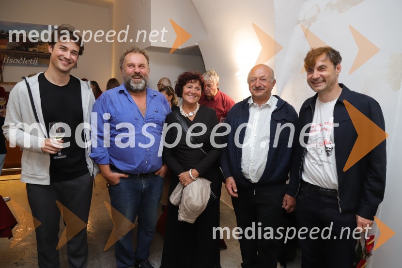  Žiga Hren, AGRFT, študent gledališke režije;  Lotos Vincenc Šparovec, igralec;  ... ;  ... ;  Branko Jordan, igralecPremiera koprodukcijske predstave Pohorski bataljon