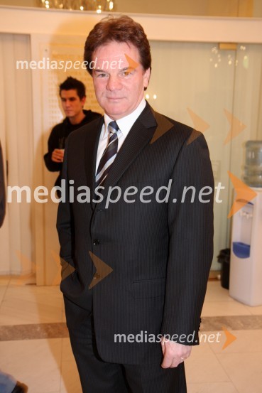 Mišo Hölbl, direktor in lastnik radia CityZoran Predin & The Gypsy Swing band, koncert v SNG Maribor