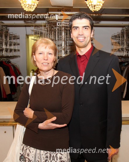 Bor Greiner, urednik na Radiu City z mamoZoran Predin & The Gypsy Swing band, koncert v SNG Maribor