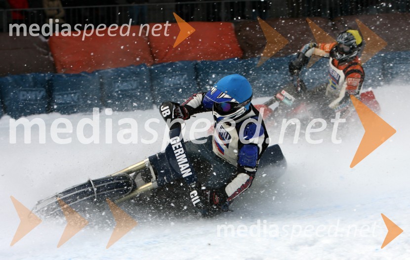 Younir Bazeev (Rusija)  in Tommy Björklin (Švedska)SPEEDWAY NA LEDU, polfinale svetovnega prvenstva posameznikov, 2. dirka