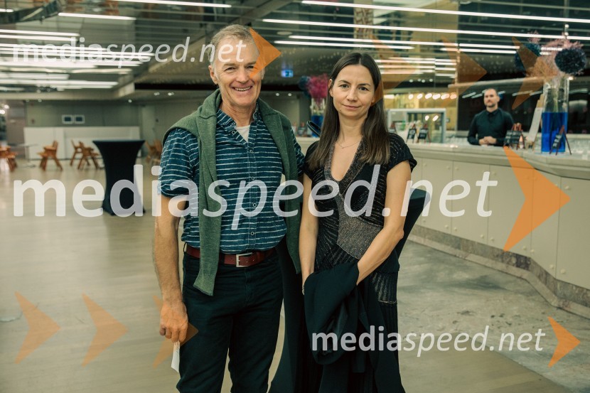  Peter  Šavli, skladatelj;  Nina Šenk Kosem, skladateljicaKoncert Ensemble Moderna v Cankarjevem domu