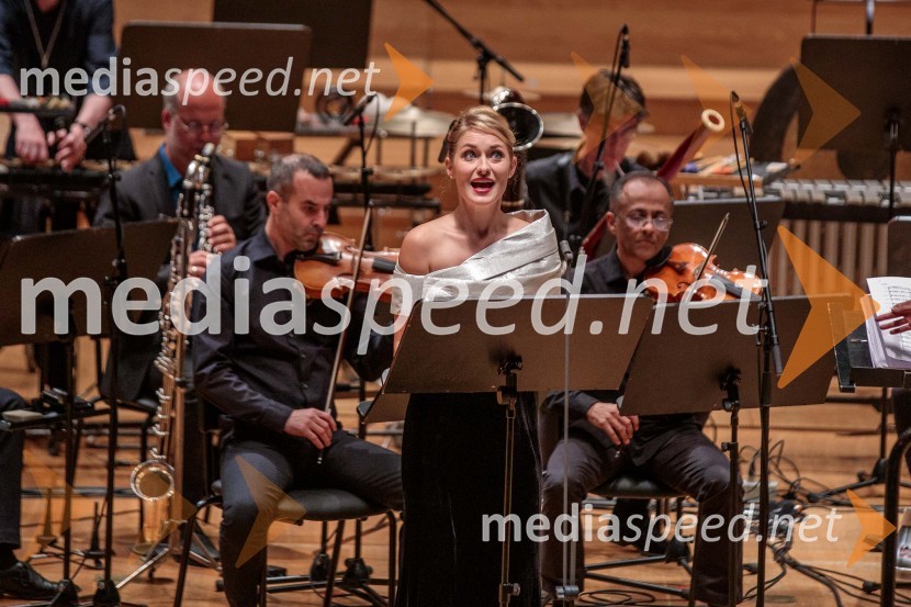  Nika Gorič, sopranistkaKoncert Ensemble Moderna v Cankarjevem domu