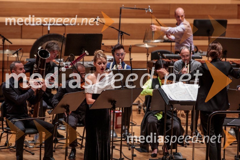  Nika Gorič, sopranistka;  ... Koncert Ensemble Moderna v Cankarjevem domu