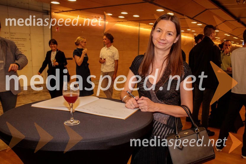  Nina Šenk Kosem, skladateljicaKoncert Ensemble Moderna v Cankarjevem domu