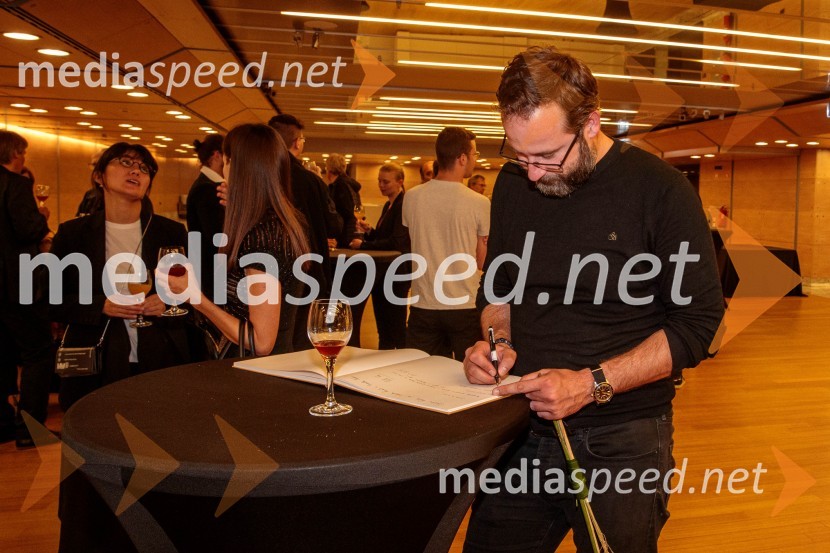  Matej Bonin, skladateljKoncert Ensemble Moderna v Cankarjevem domu