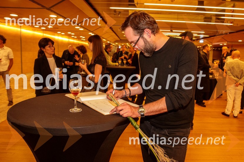  Matej Bonin, skladateljKoncert Ensemble Moderna v Cankarjevem domu