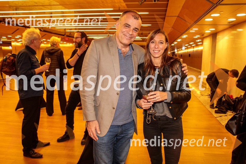  Matej Šarc, v.d. direktor in umetniški vodja Orkestra Slovenske filharmonije, slovenski oboist;  Lucie  Leguay, dirigentkaKoncert Ensemble Moderna v Cankarjevem domu