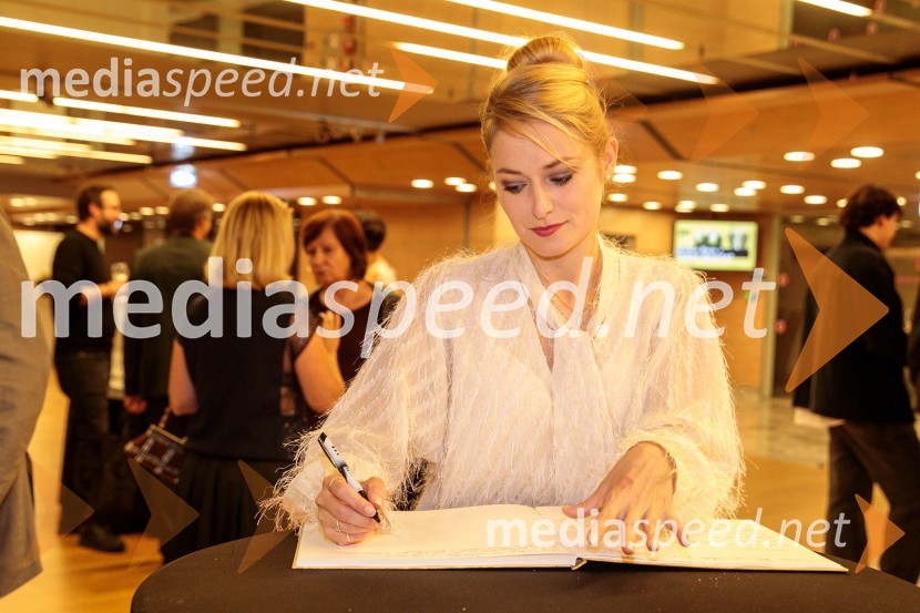  Nika Gorič, sopranistkaKoncert Ensemble Moderna v Cankarjevem domu