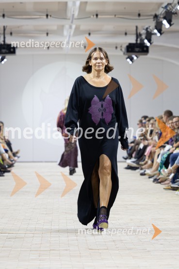  Pika  Zrim, urednica spletnega portala citylife.si in modna vplivnicaLjubljana Fashion Week 2023, modne revije, prvi dan