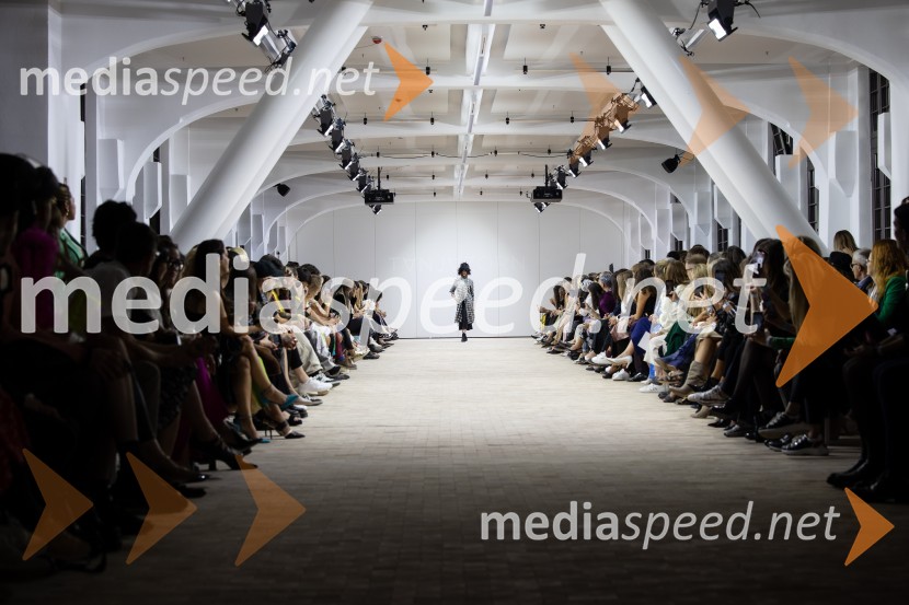  Anka Stular, manekenkaLjubljana Fashion Week 2023, modne revije, drugi dan