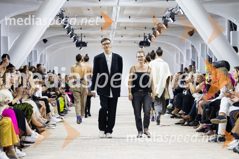  Matjaž Plošinjak, modni oblikovalec;  Nataša Hrupič, modna oblikovalkaLjubljana Fashion Week 2023, modne revije, drugi dan