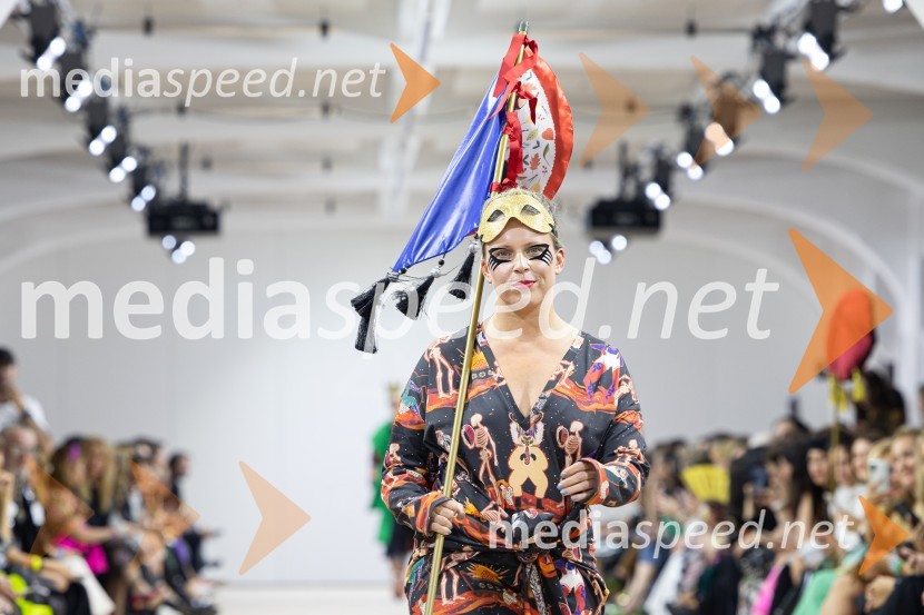  Manja Stević, voditeljica, Jutro na PlanetuLjubljana Fashion Week 2023, modne revije, drugi dan