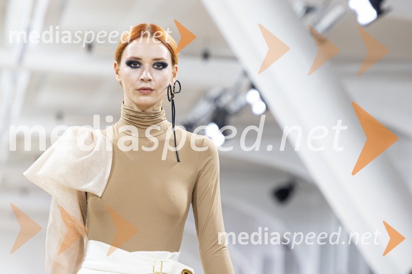 Marija Klun, manekenkaLjubljana Fashion Week 2023, modne revije, drugi dan