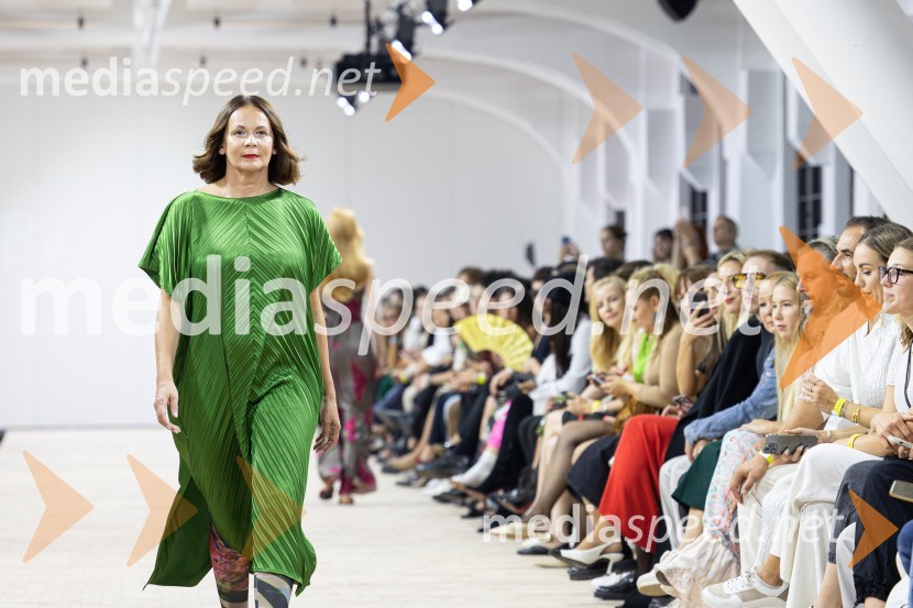  Pika  Zrim, urednica spletnega portala citylife.si in modna vplivnicaLjubljana Fashion Week 2023, modne revije, drugi dan