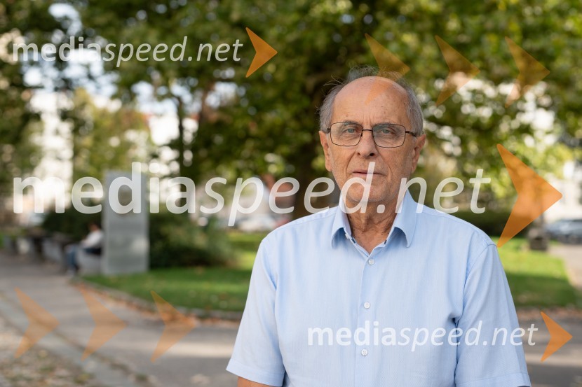  Ivan Lorenčič, nekdanji ravnatelj, II. gimnazija MariborIvan Lorenčič, dolgoletni ravnatelj mariborske II. gimnazije