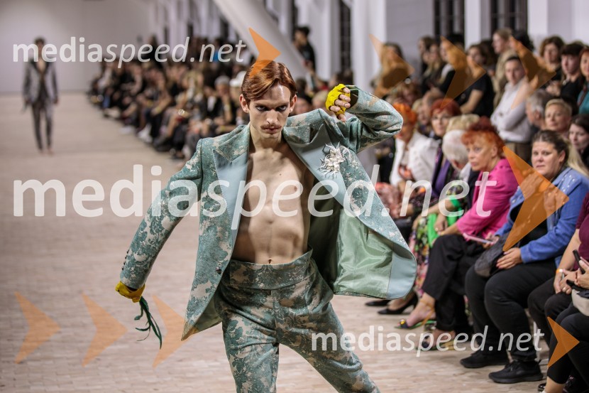  Matej Voušek, plesalecLjubljana Fashion Week 2023, modne revije, tretji dan