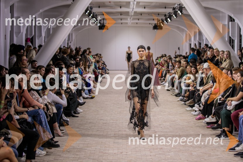  Petra Leskovar Grum, manekenkaLjubljana Fashion Week 2023, modne revije, tretji dan