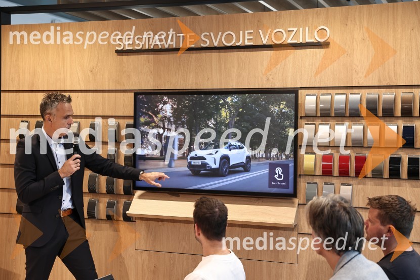  Primož Tiringar, direktor Toyota SlovenijaNova Toyota Prius Plug-In, predstavitev