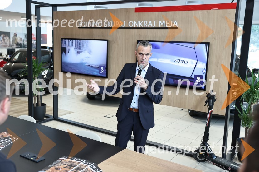  Primož Tiringar, direktor Toyota SlovenijaNova Toyota Prius Plug-In, predstavitev
