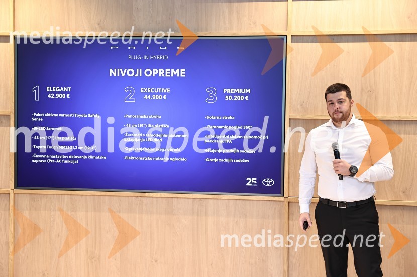 Nova Toyota Prius Plug-In, predstavitev