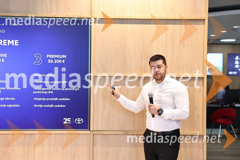 Nova Toyota Prius Plug-In, predstavitev