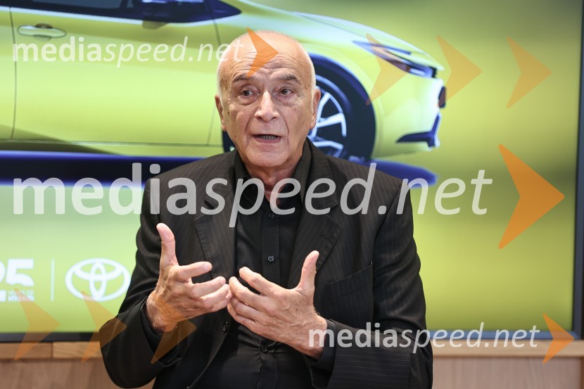  Ivo Boscarol, generalni direktor Pipistrel d.o.o.Nova Toyota Prius Plug-In, predstavitev