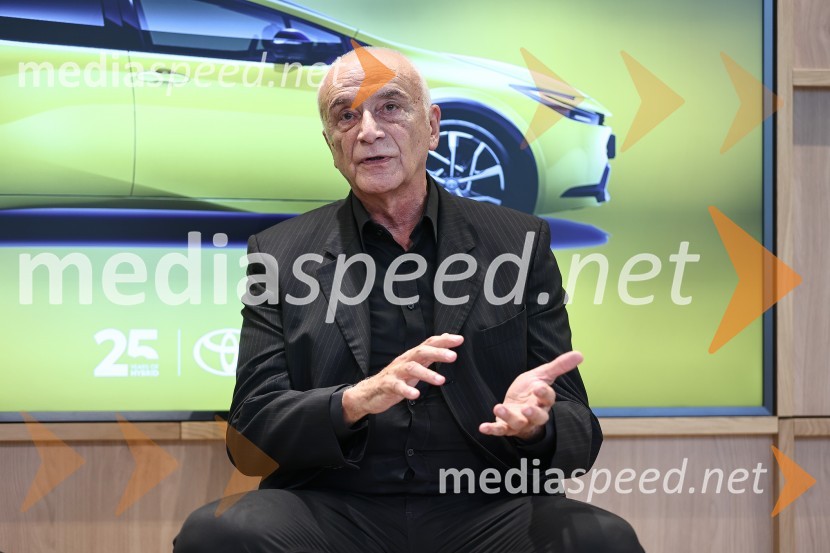  Ivo Boscarol, generalni direktor Pipistrel d.o.o.Nova Toyota Prius Plug-In, predstavitev