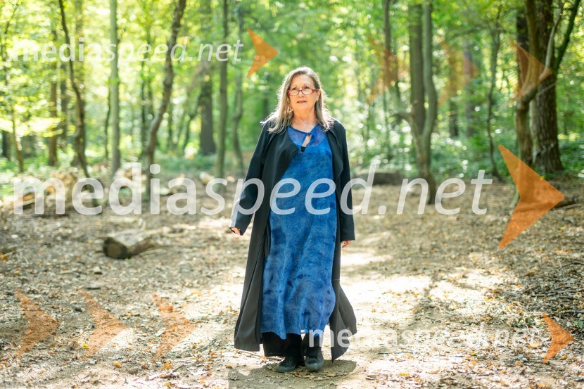 dr. Vesna  Vuk Godina, antropologinja, predavateljicaVesna Vuk Godina, intervju