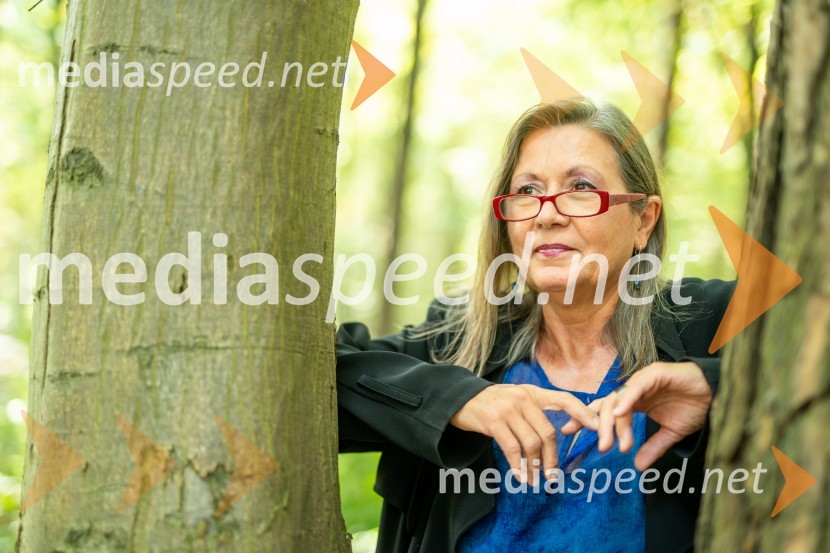 dr. Vesna  Vuk Godina, antropologinja, predavateljicaVesna Vuk Godina, intervju