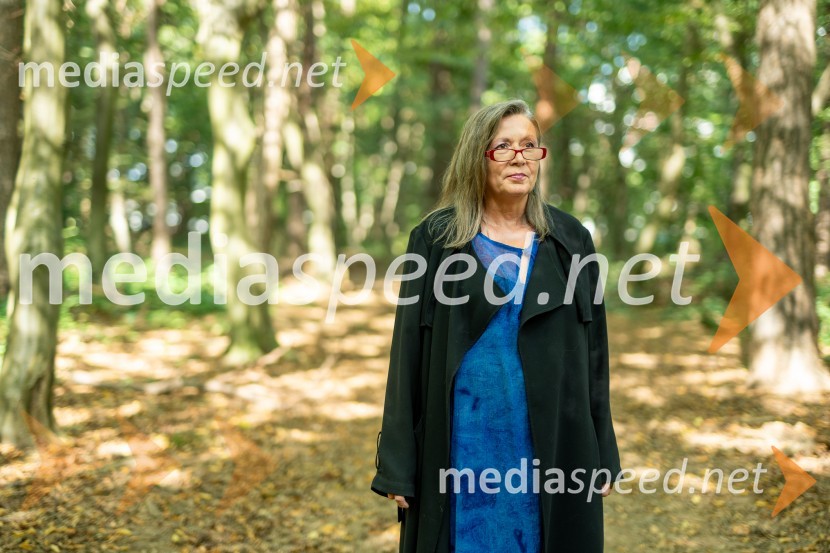 dr. Vesna  Vuk Godina, antropologinja, predavateljicaVesna Vuk Godina, intervju