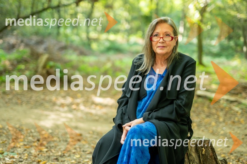 dr. Vesna  Vuk Godina, antropologinja, predavateljicaVesna Vuk Godina, intervju