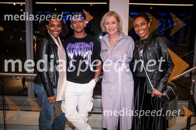  Irena Yebuah Tiran;  Luka Tiran;  Petra Dular Muhič;  Leticia  Yebuah Slapnik, arhitektka in glasbenicaLjubljana Fashion Week 2023, modne revije, četrti dan