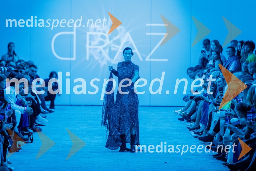  Urška Centa, plesalka flamenkaLjubljana Fashion Week 2023, modne revije, četrti dan