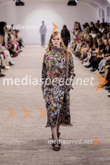  Pia Novak, manekenkaLjubljana Fashion Week 2023, modne revije, četrti dan