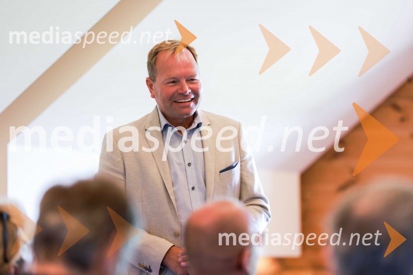  Marko Škriba, direktor znamke Volkswagen pri Porsche Slovenija d.o.o.Volkswagen Touareg, predstavitev prenovljene tretje generacije