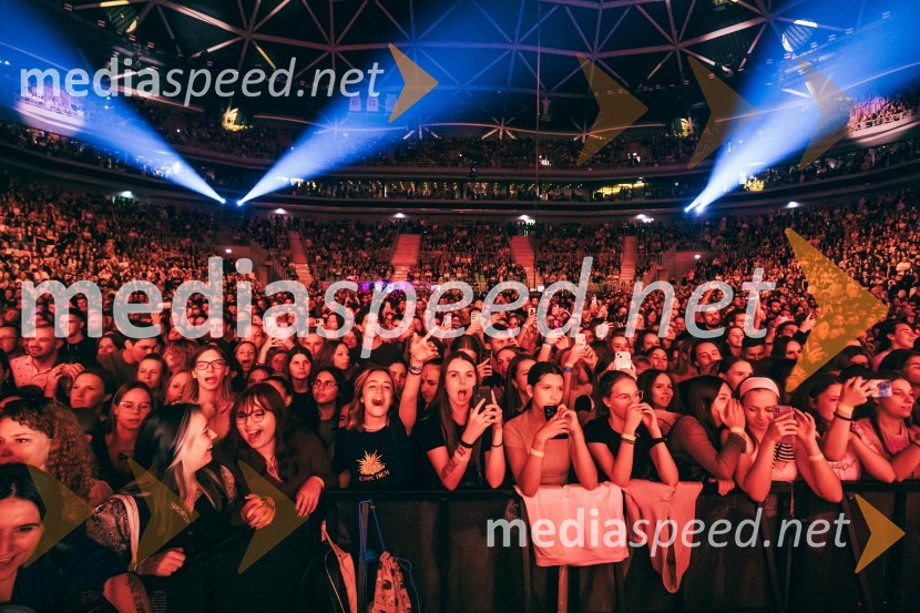 Joker Out napolnili Stožice