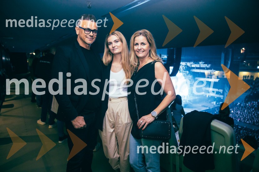 Joker Out napolnili Stožice