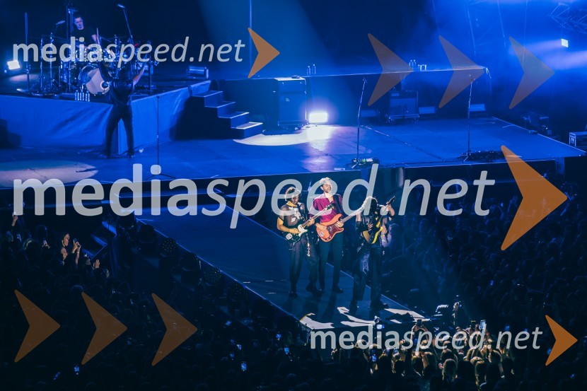  Jan  Peteh, Joker Out;  Nace Junkar, operni pevec;  Kris  Guštin, Joker OutJoker Out napolnili Stožice