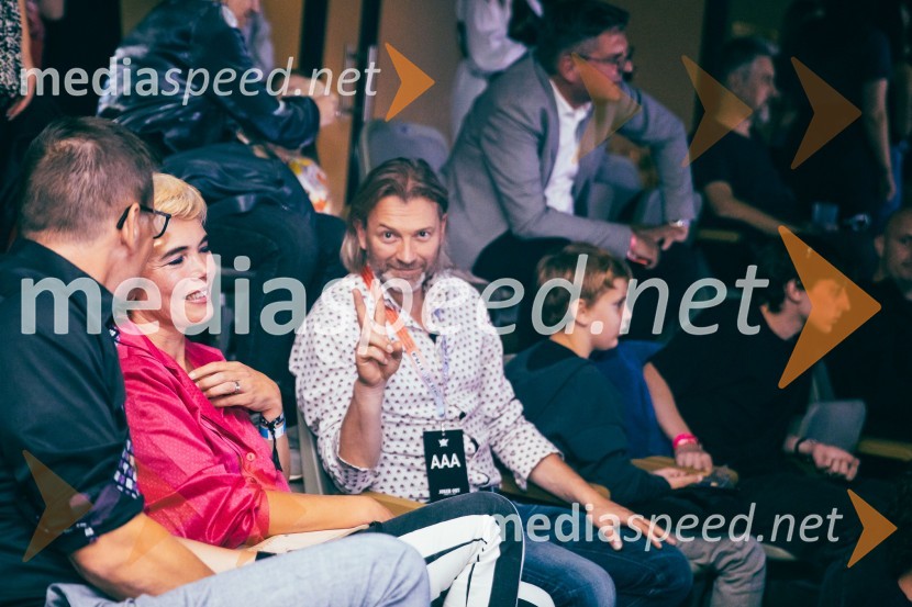 Joker Out napolnili Stožice