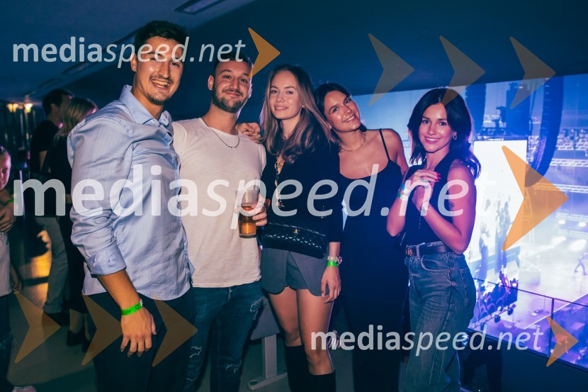  ... ;  ... ;  Mia Golob;  ... ;  ... Joker Out napolnili Stožice