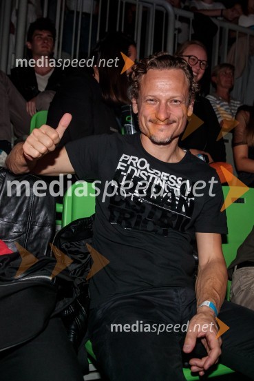 Joker Out napolnili Stožice