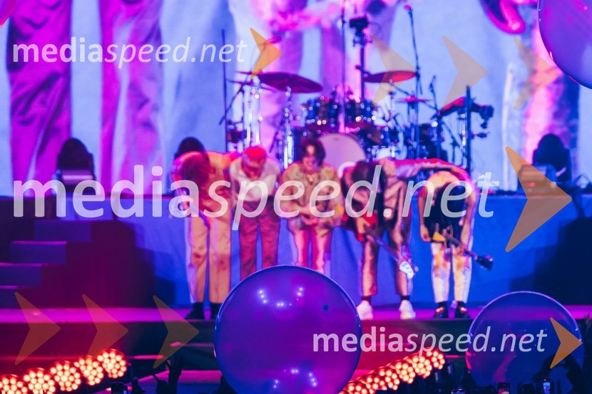  Kris  Guštin, Joker Out;  Jure Maček,  Joker Out;  Bojan Cvjetićanin, Joker Out;  Nace  Jordan, Joker Out;  Jan  Peteh, Joker OutJoker Out napolnili Stožice