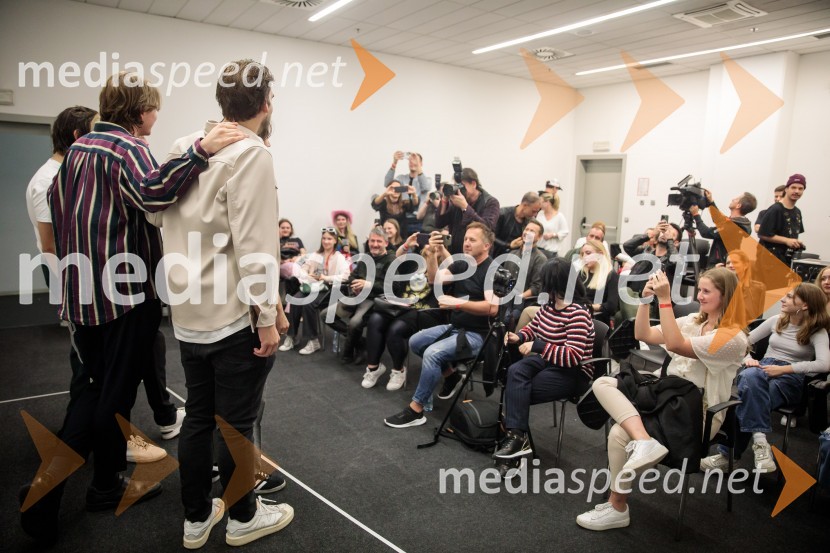  Kris  Guštin, Joker Out;  Nace Junkar, operni pevecJoker Out napolnili Stožice