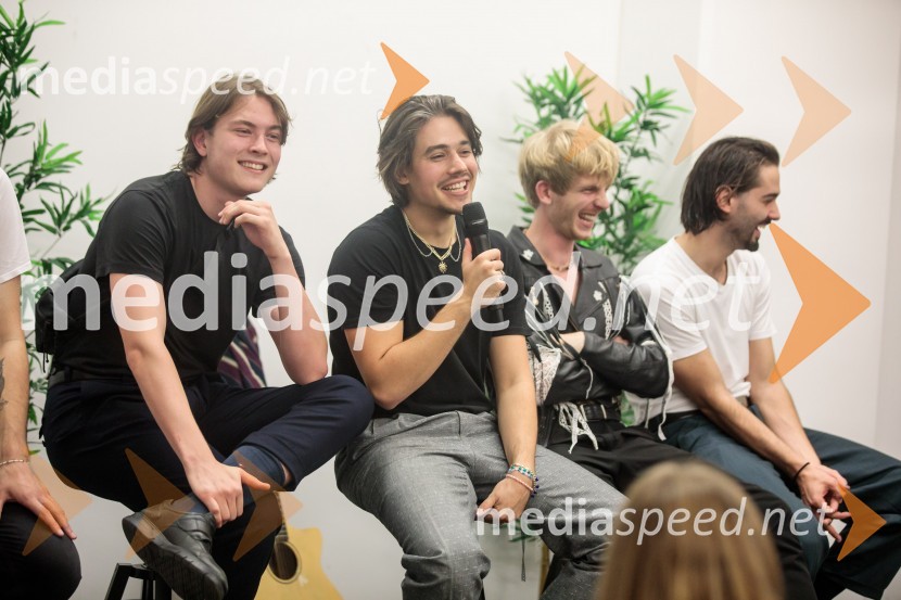  Kris  Guštin, Joker Out;  Bojan Cvjetićanin, Joker Out;  Jure Maček,  Joker Out;  Jan  Peteh, Joker OutJoker Out napolnili Stožice