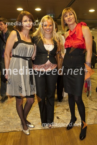 Mag. Lidia Pavlin, direktorica in lastnica agencije Nicha, Špela Močnik, povezovalka dogodka in moderatorka jutranjega programa Radia Hit in mag. Marjeta Kirn Kljajič, direktorica agencije NichaHrvaški večer in koncert Oliverja Dragojeviča