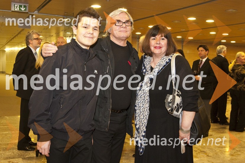 Lado Leskovar, pevec, soproga Verica in sin MartinHrvaški večer in koncert Oliverja Dragojeviča